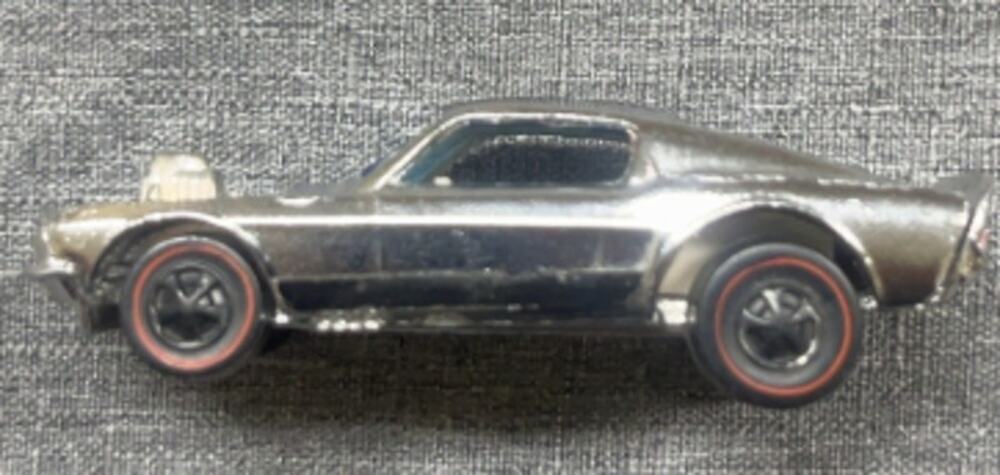 Vintage 1968 Hot Wheels Redline Custom Mustang Original 16 Opening Hood USA